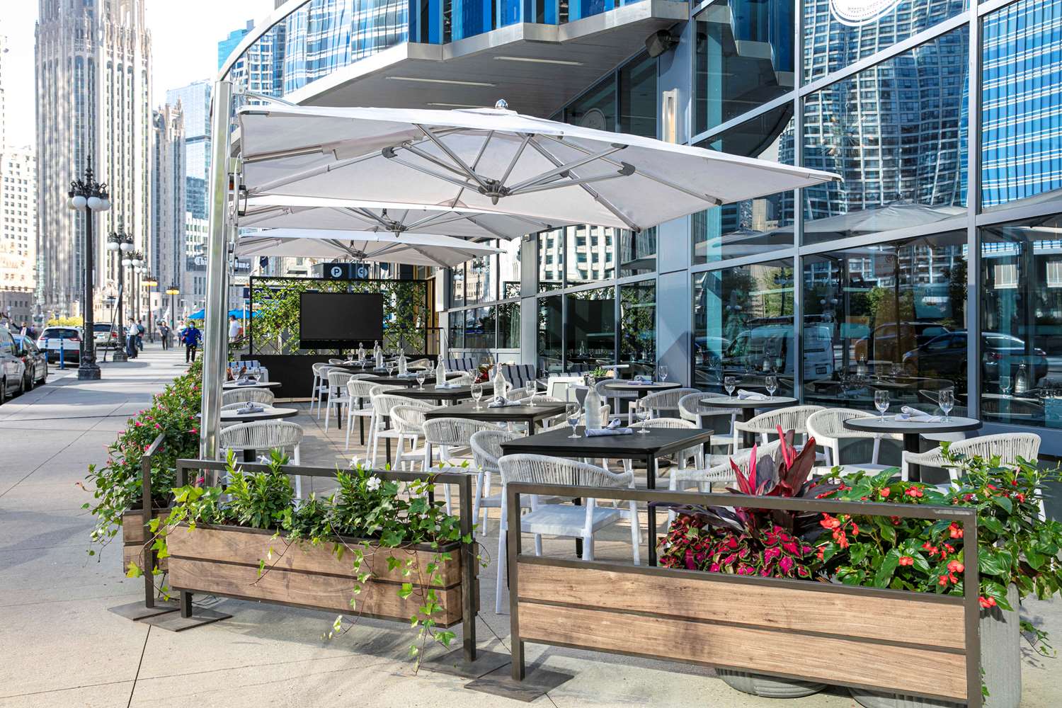 Royal Sonesta Hoyt's Restaurant Patio